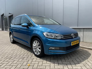 Hoofdafbeelding Volkswagen Touran Volkswagen TOURAN 1.5 TSI Highline