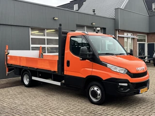 Iveco Daily 35C15 2.3 375 Trekhaak 3500kg Laadklep 500kg Open laadbak Pick-up Euro 5 Bpm vrij Bakwagen p-up  1e eigenaar Dealer onderhouden
