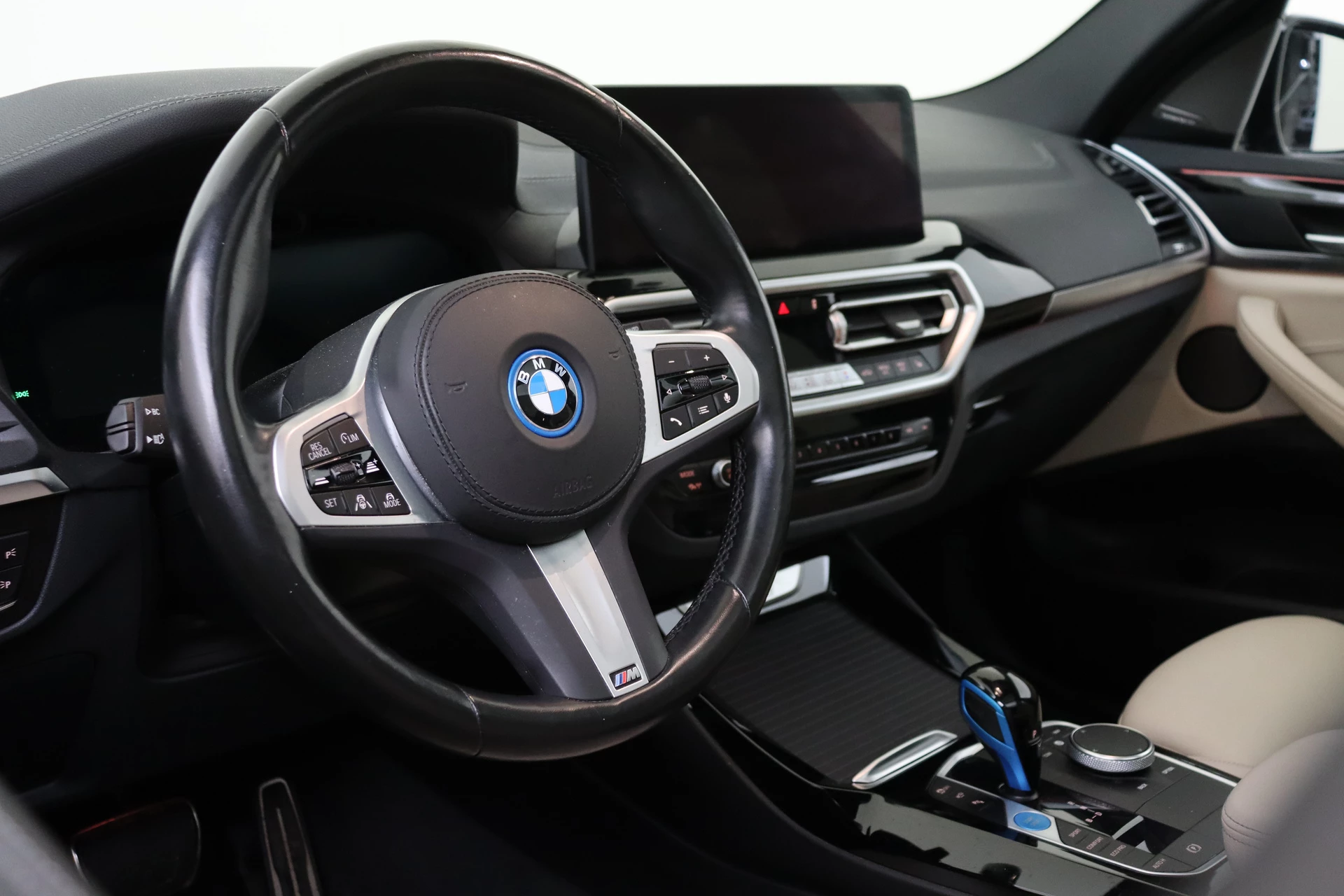 Hoofdafbeelding BMW iX3