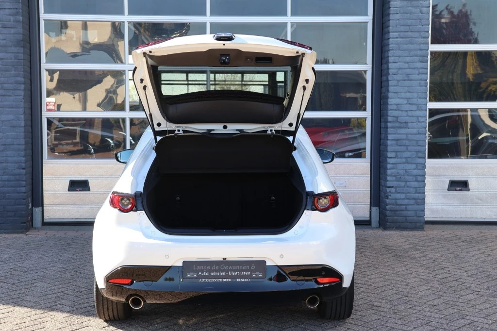 Hoofdafbeelding Mazda 3