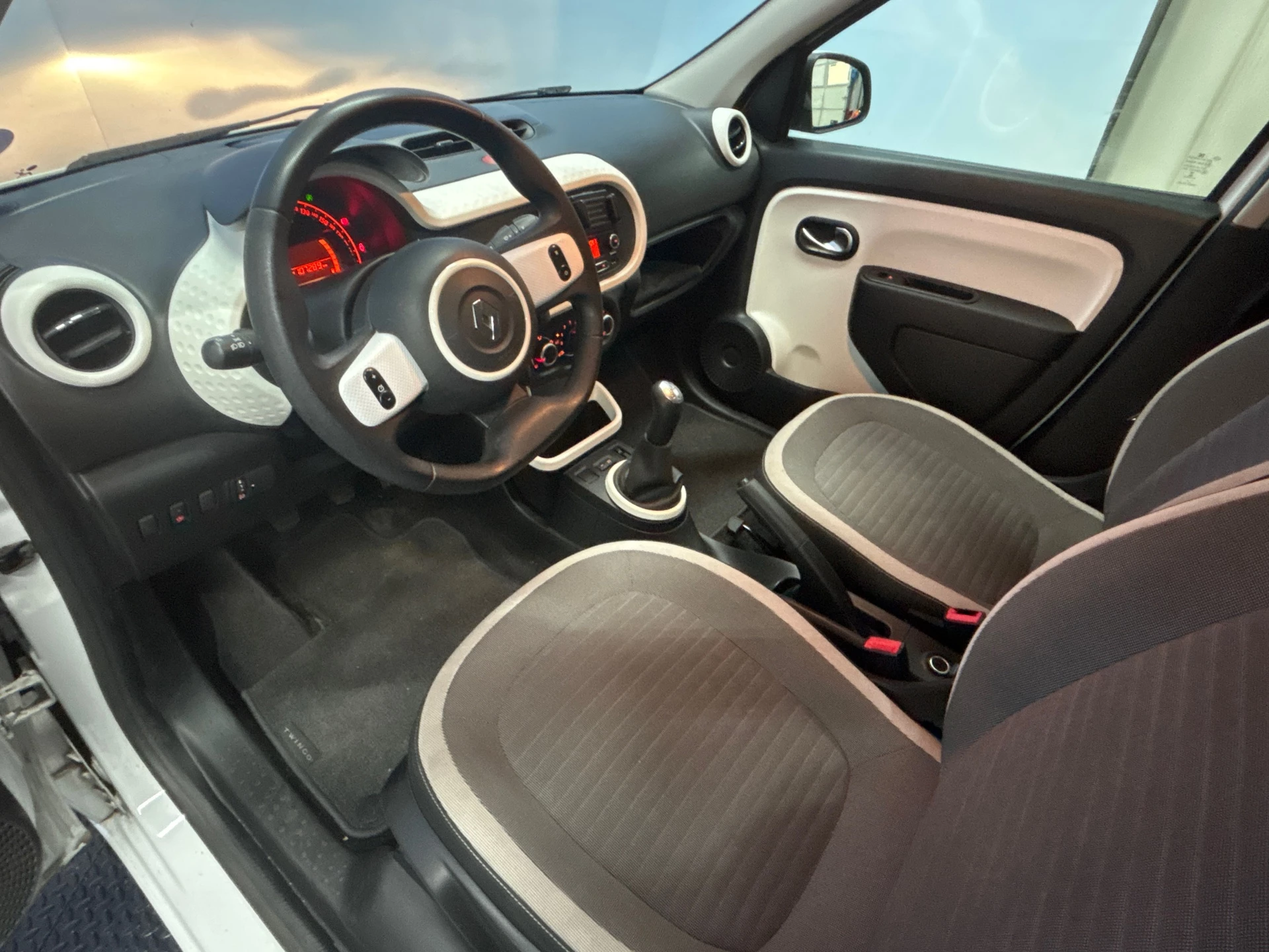 Hoofdafbeelding Renault Twingo