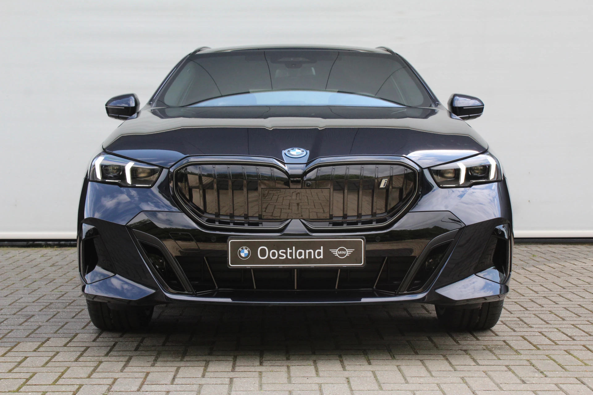 Hoofdafbeelding BMW i5