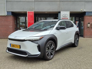 Toyota BZ4X PREMIUM 71 KWH LEDER STOEL/STUURVERW JBL-AUDIO EL-ACHTERKLEP 360° CAMERA  WARMTEPOMP 3-FASE LADEN 150 kW 20'' LM-VELGEN