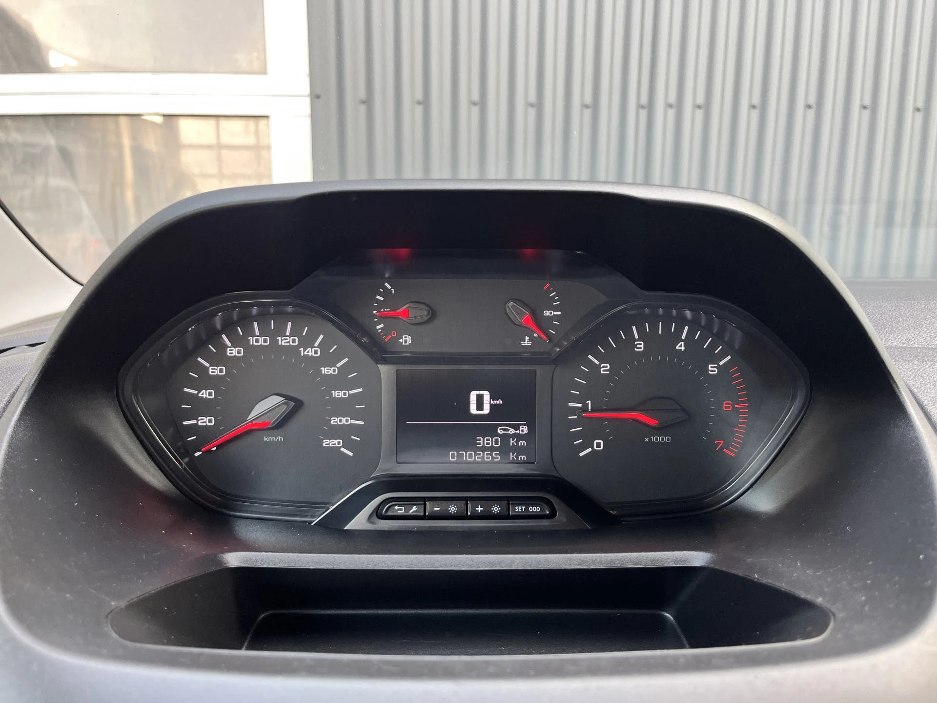 Hoofdafbeelding Peugeot Partner