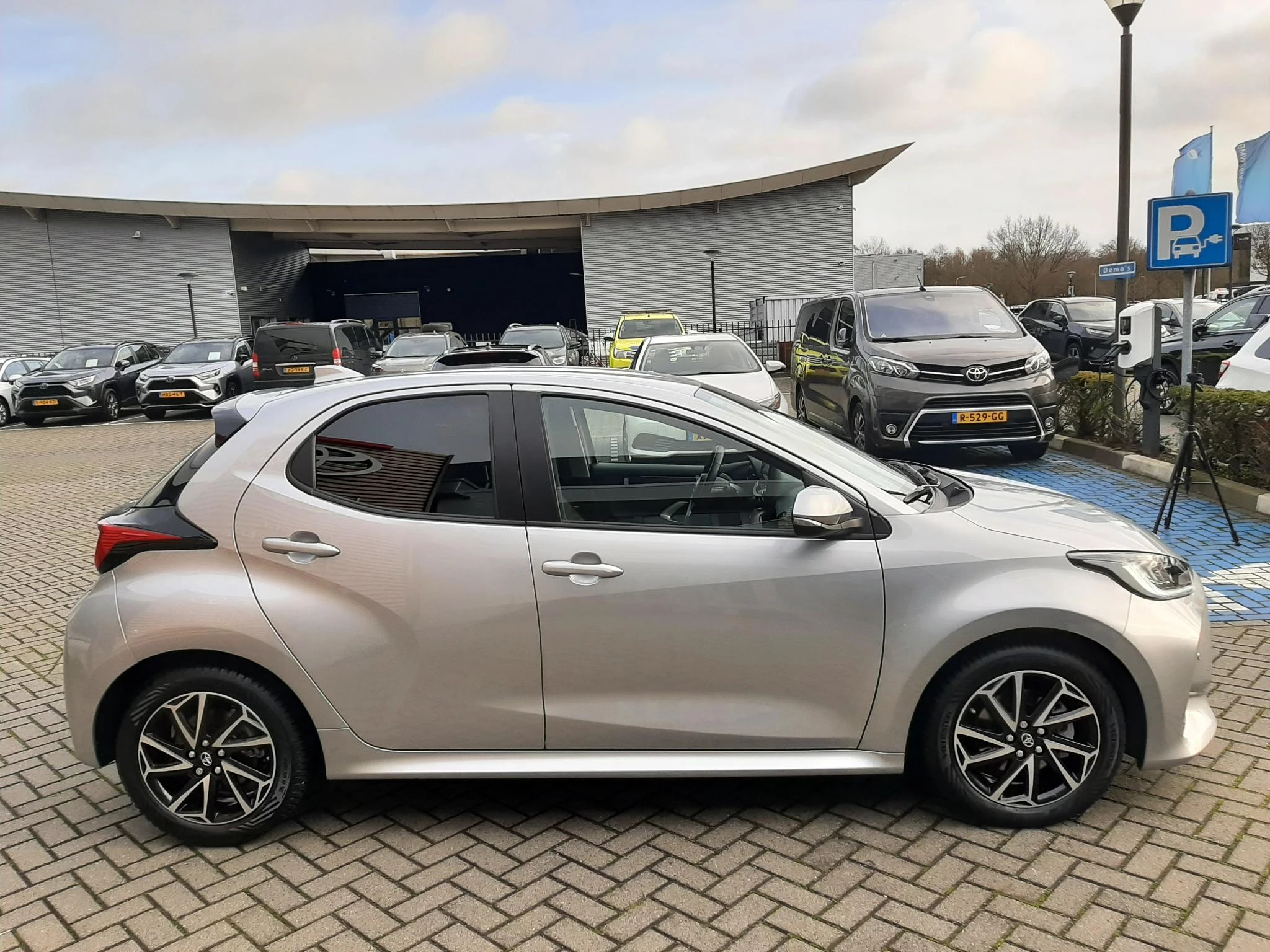 Hoofdafbeelding Toyota Yaris
