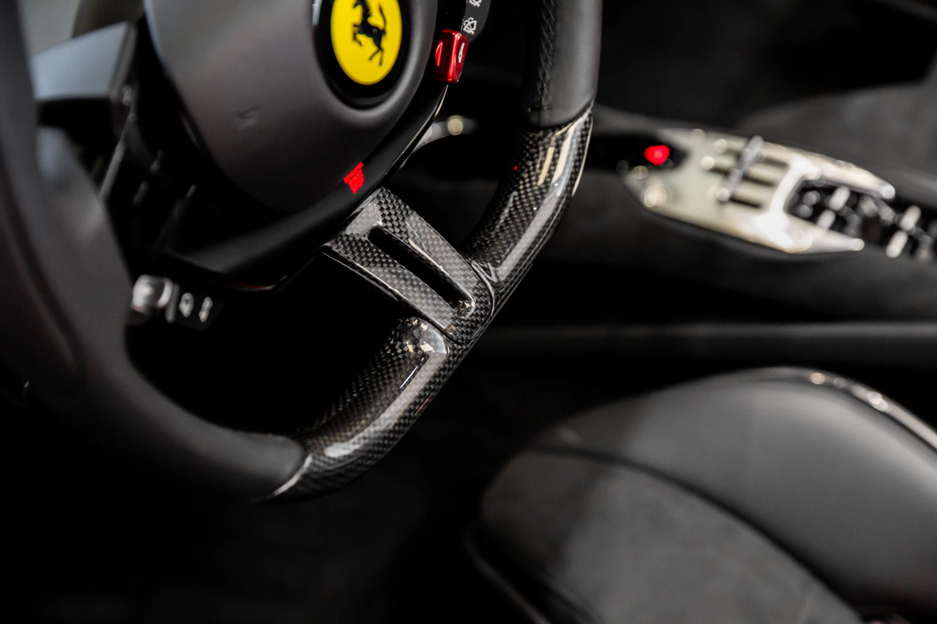 Hoofdafbeelding Ferrari 296