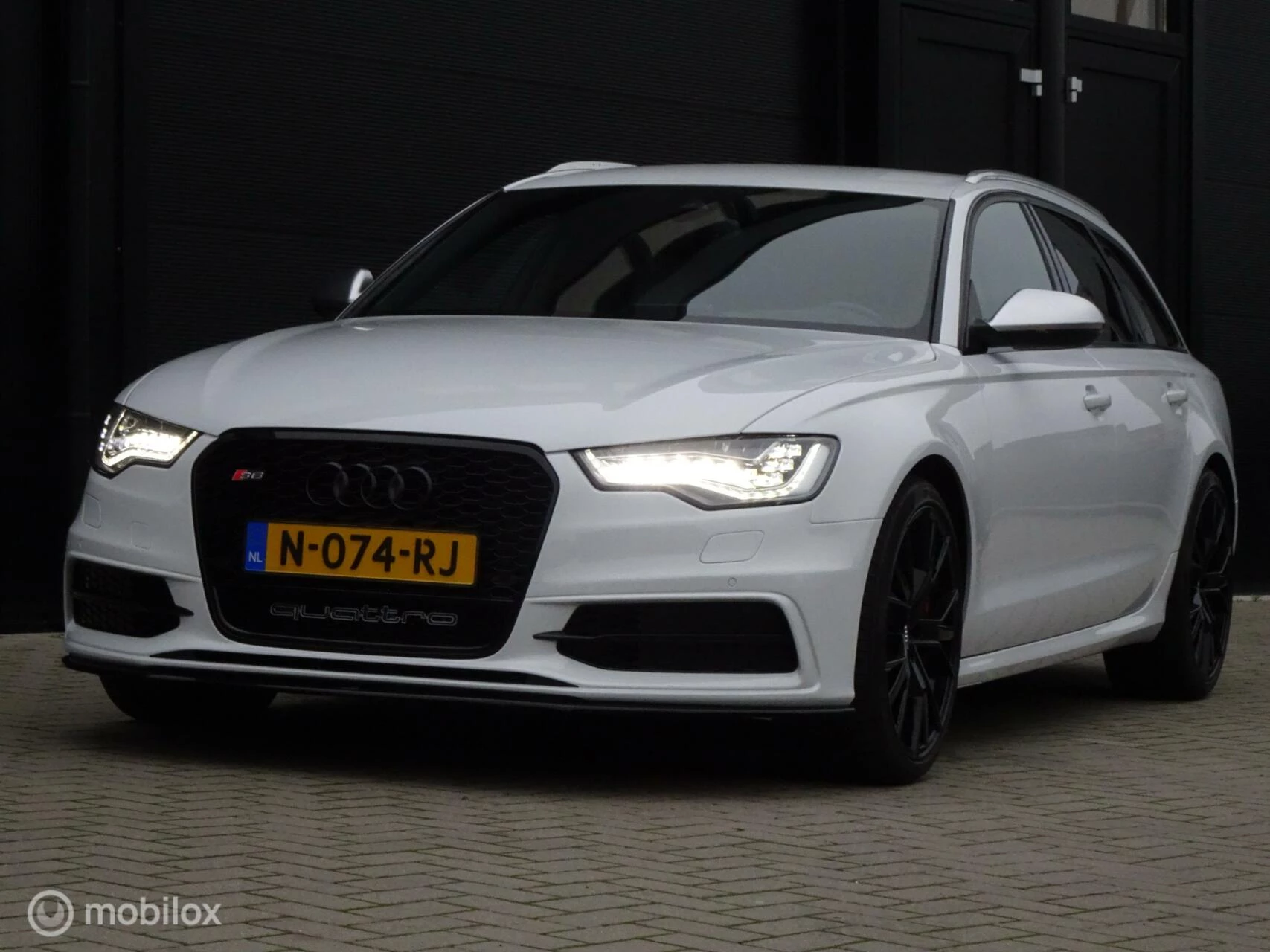 Hoofdafbeelding Audi S6