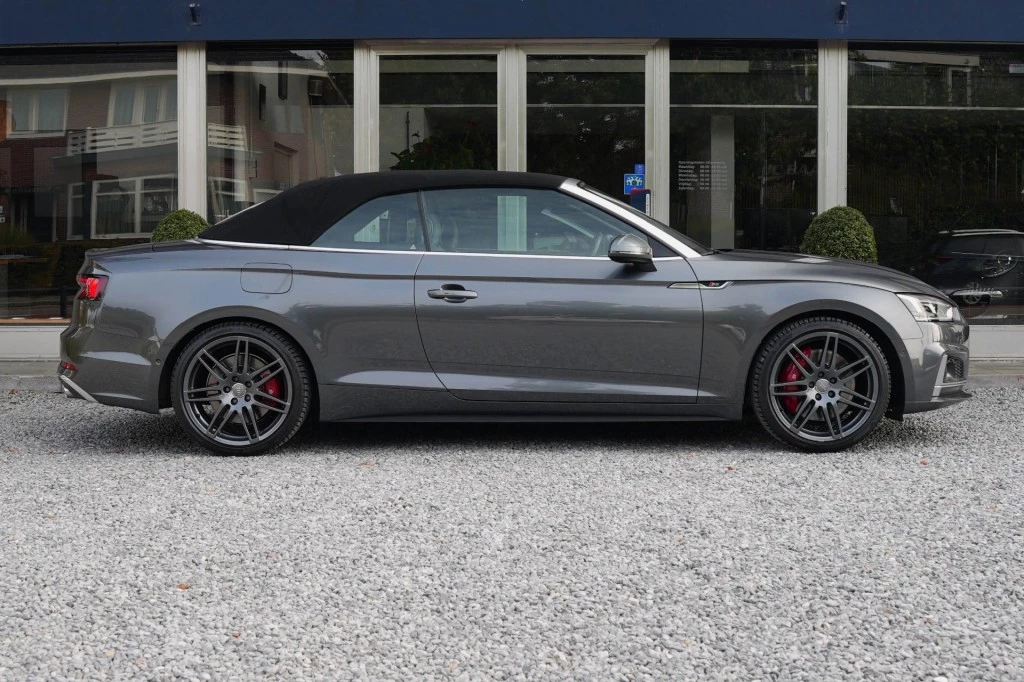 Hoofdafbeelding Audi S5