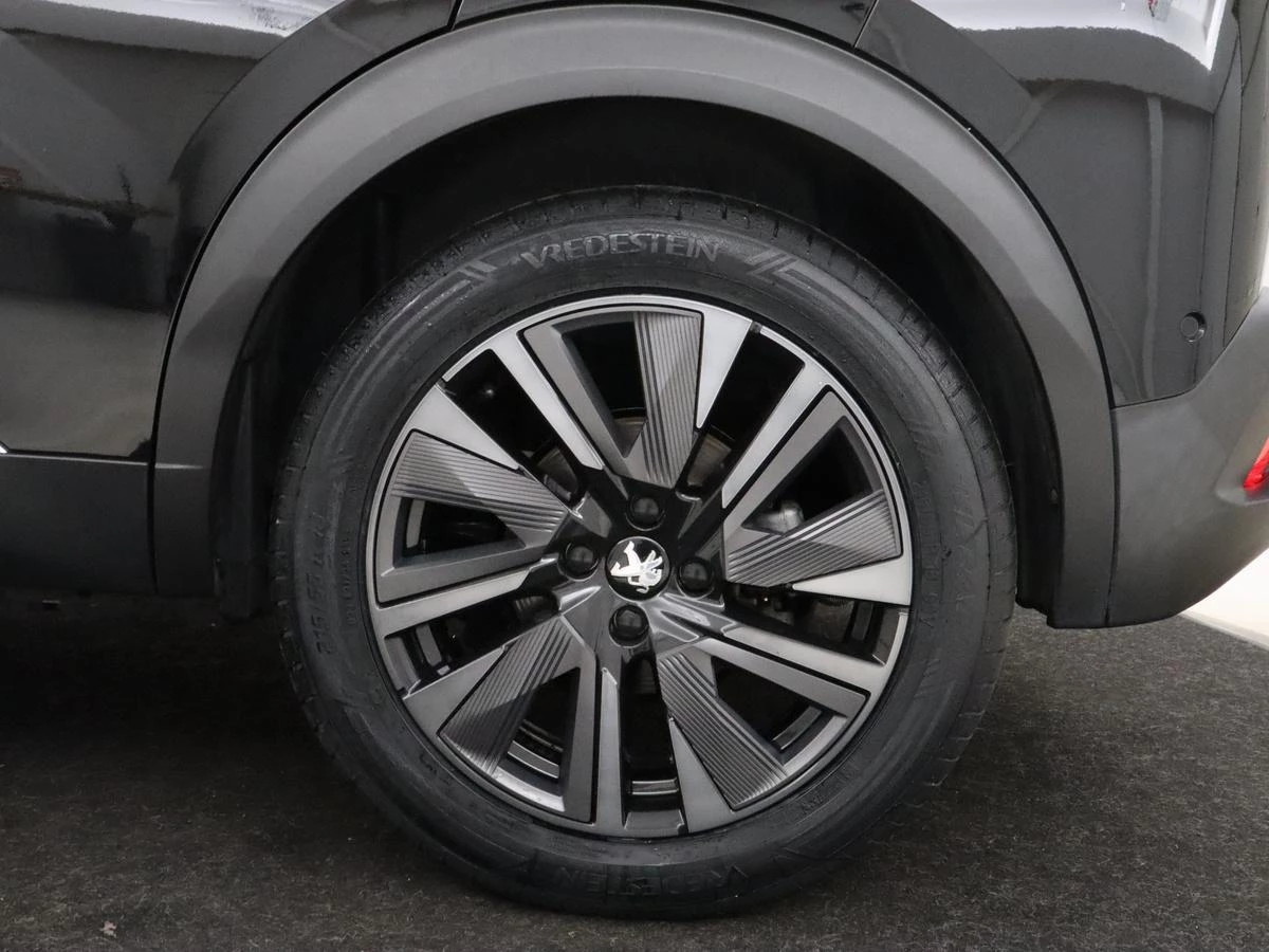 Hoofdafbeelding Peugeot e-2008