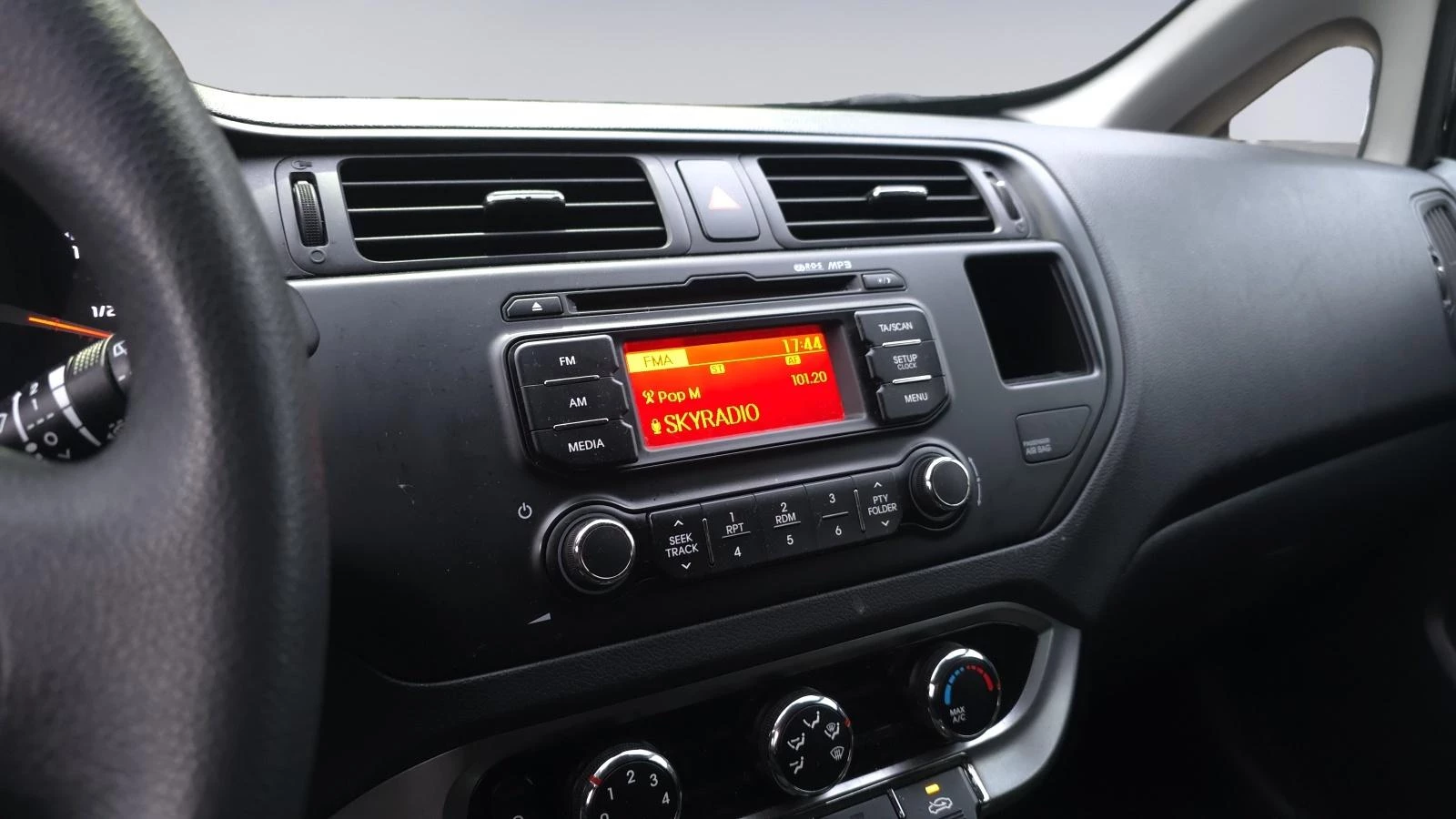 Hoofdafbeelding Kia Rio