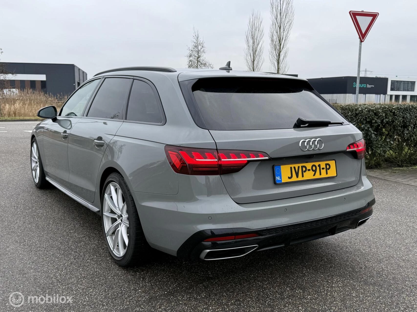 Hoofdafbeelding Audi A4