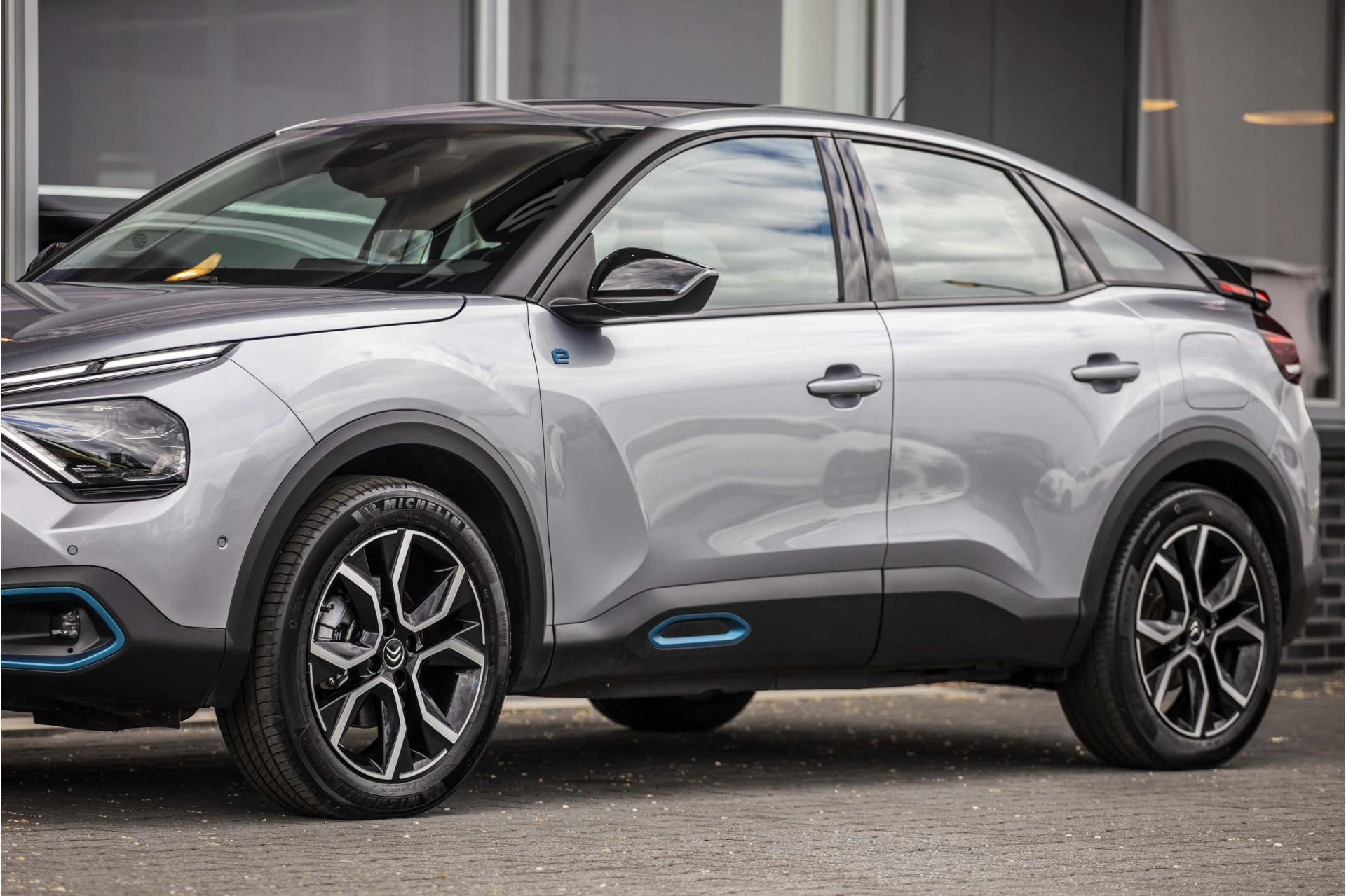 Hoofdafbeelding Citroën ë-C4