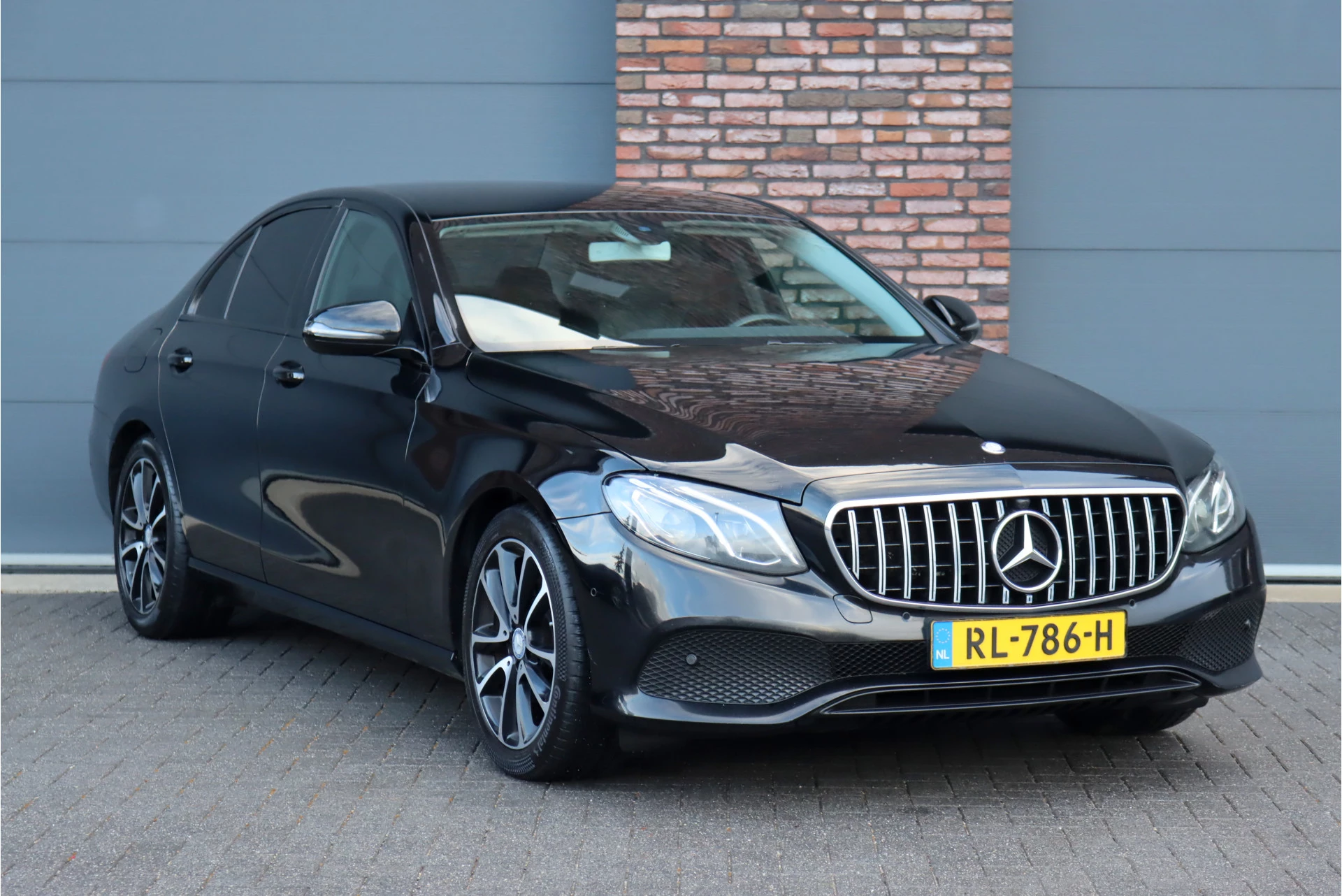 Hoofdafbeelding Mercedes-Benz E-Klasse