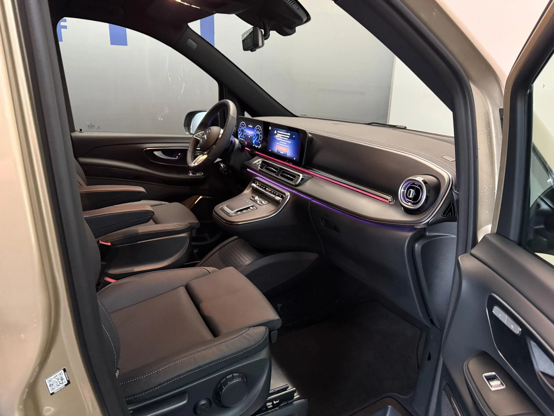 Hoofdafbeelding Mercedes-Benz EQV