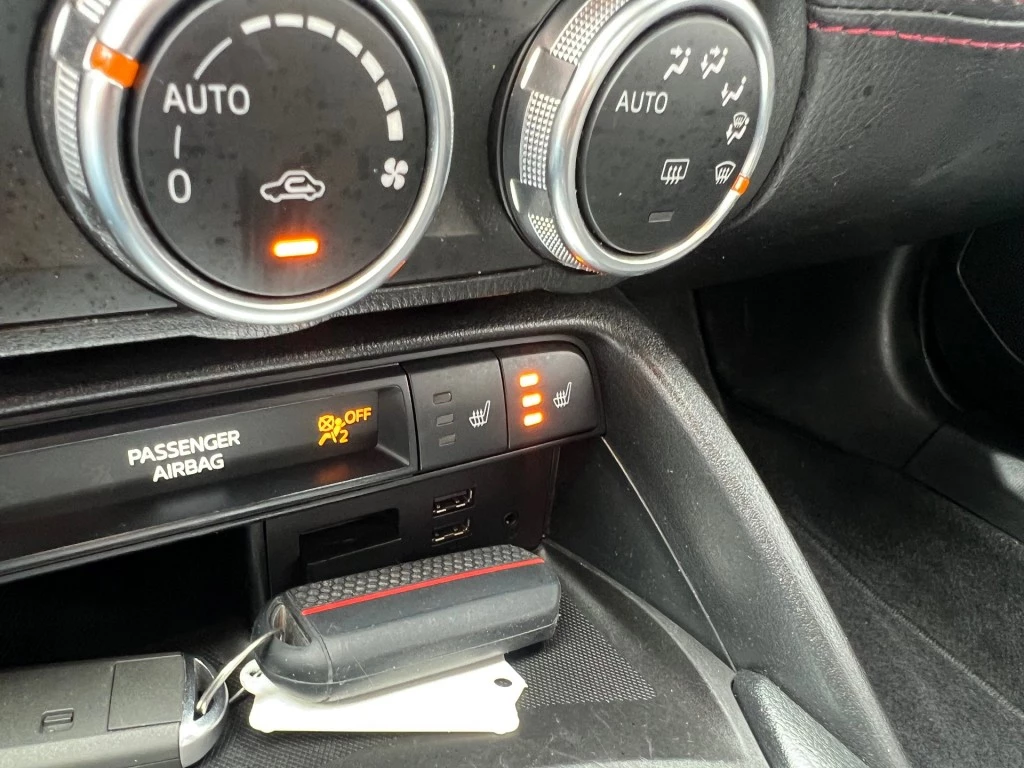 Hoofdafbeelding Mazda MX-5