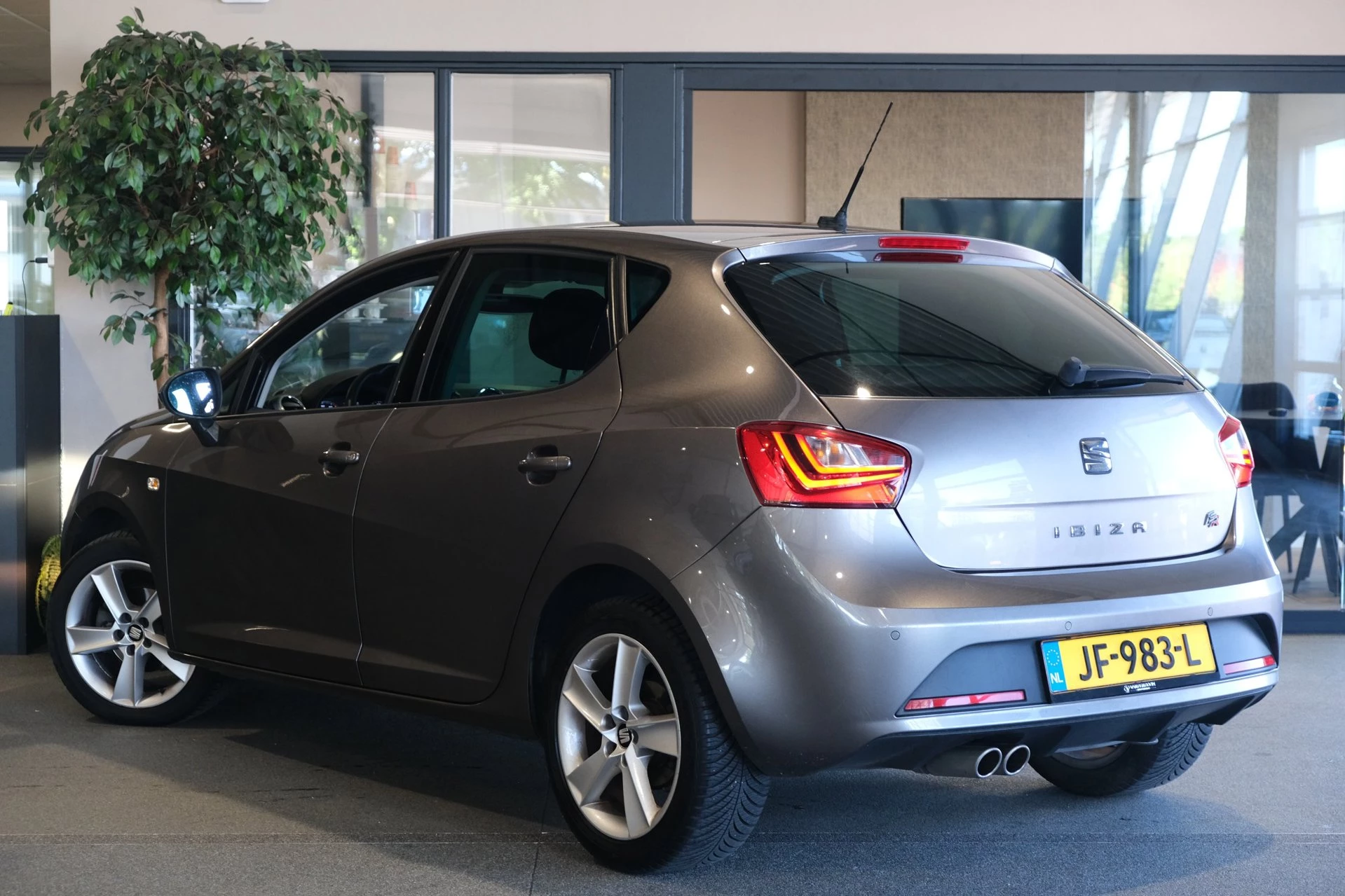 Hoofdafbeelding SEAT Ibiza