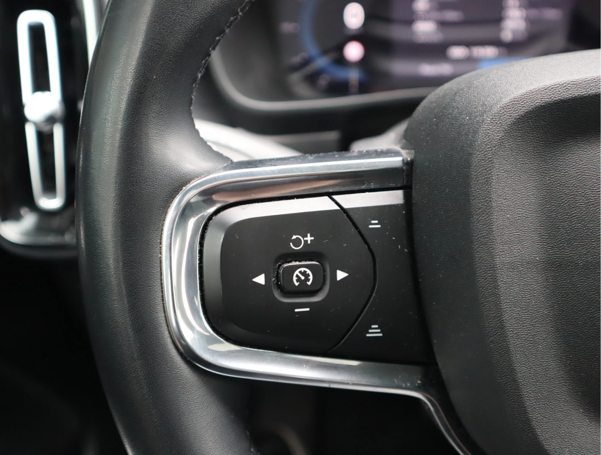 Hoofdafbeelding Volvo C40