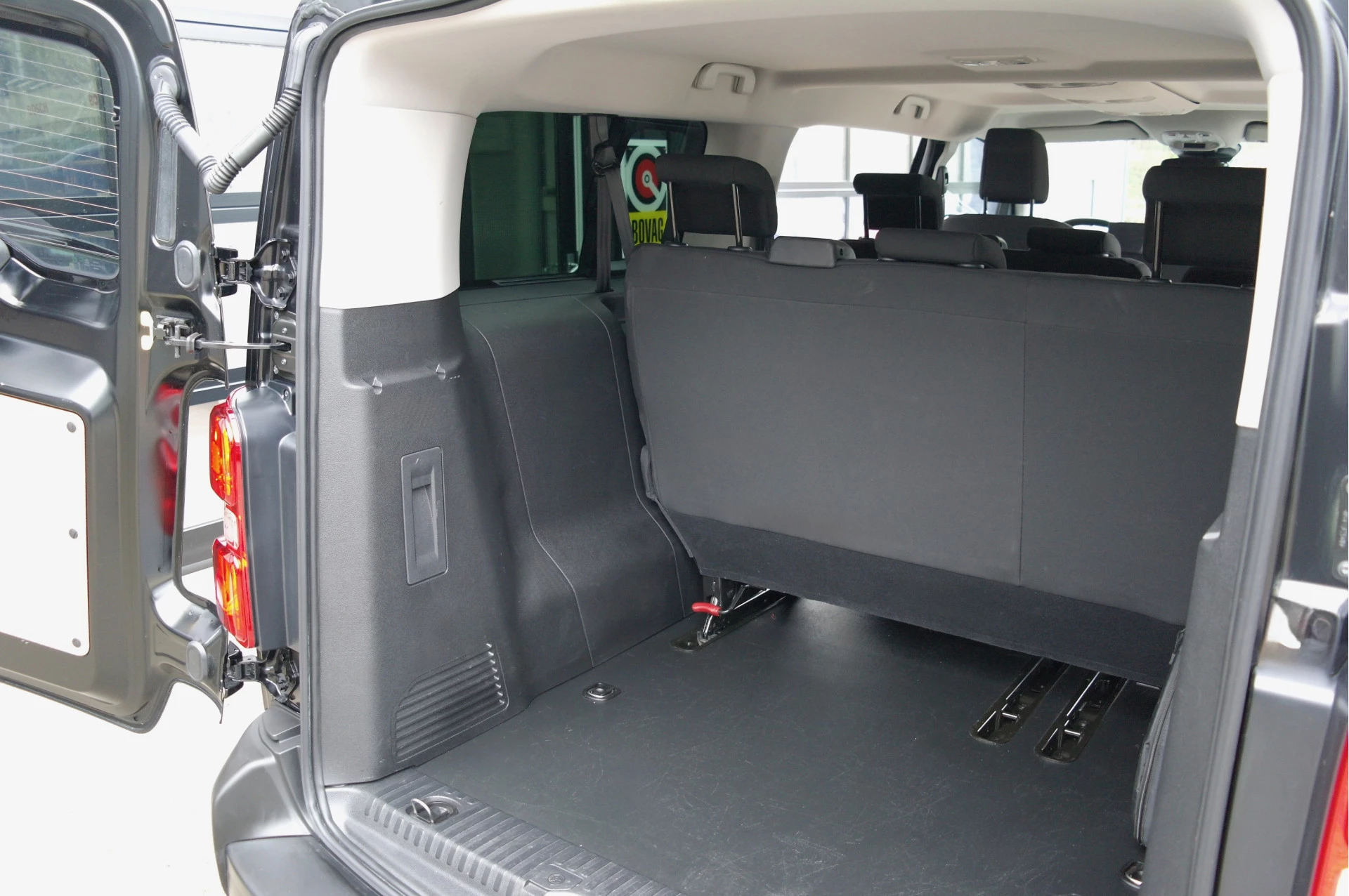 Hoofdafbeelding Peugeot e-Expert