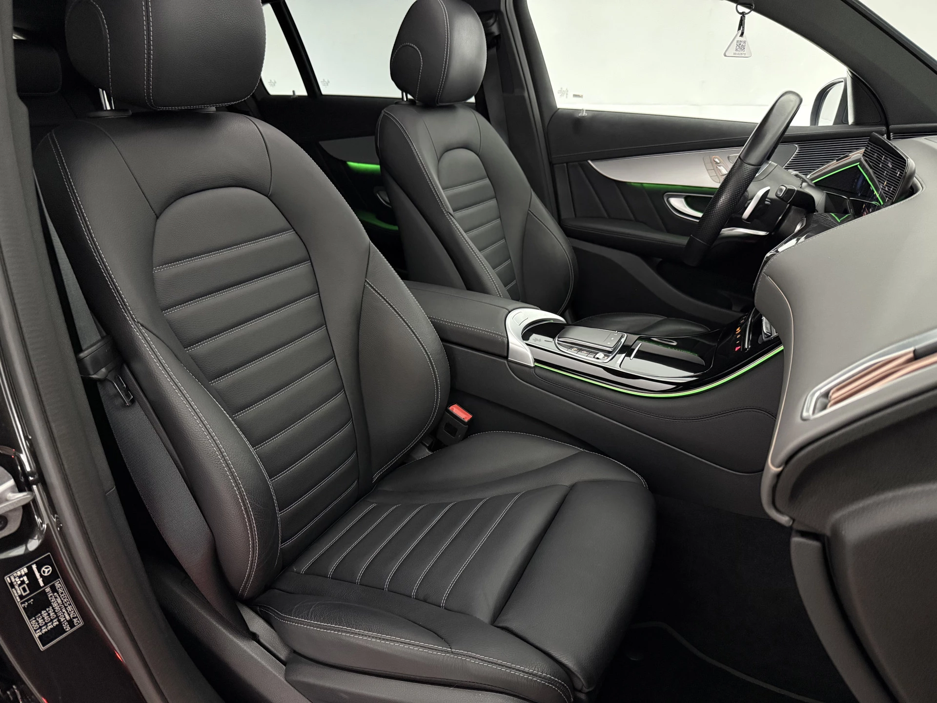Hoofdafbeelding Mercedes-Benz EQC
