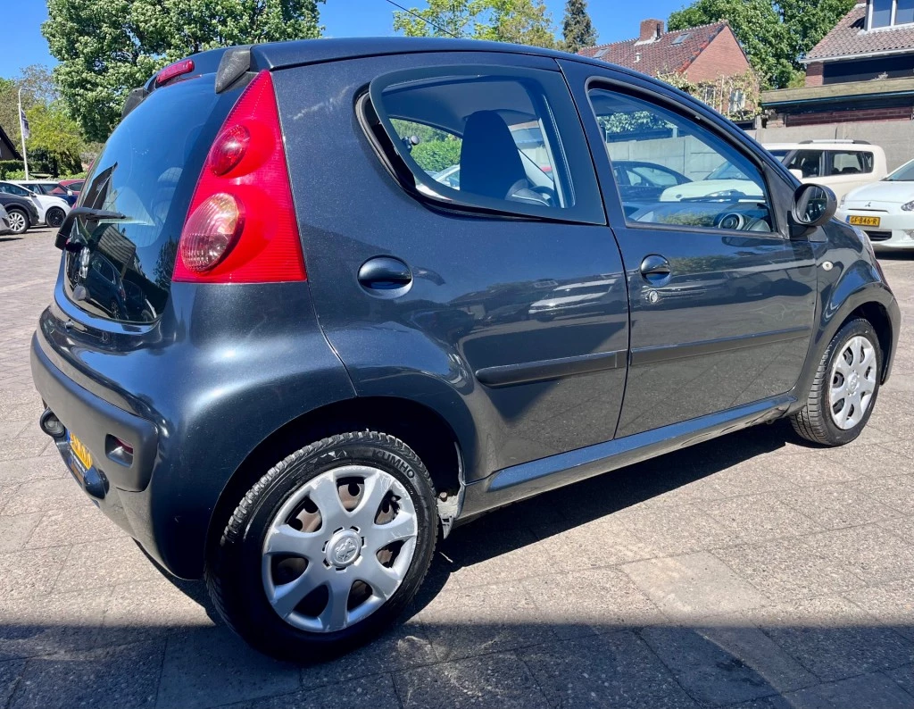 Hoofdafbeelding Peugeot 107