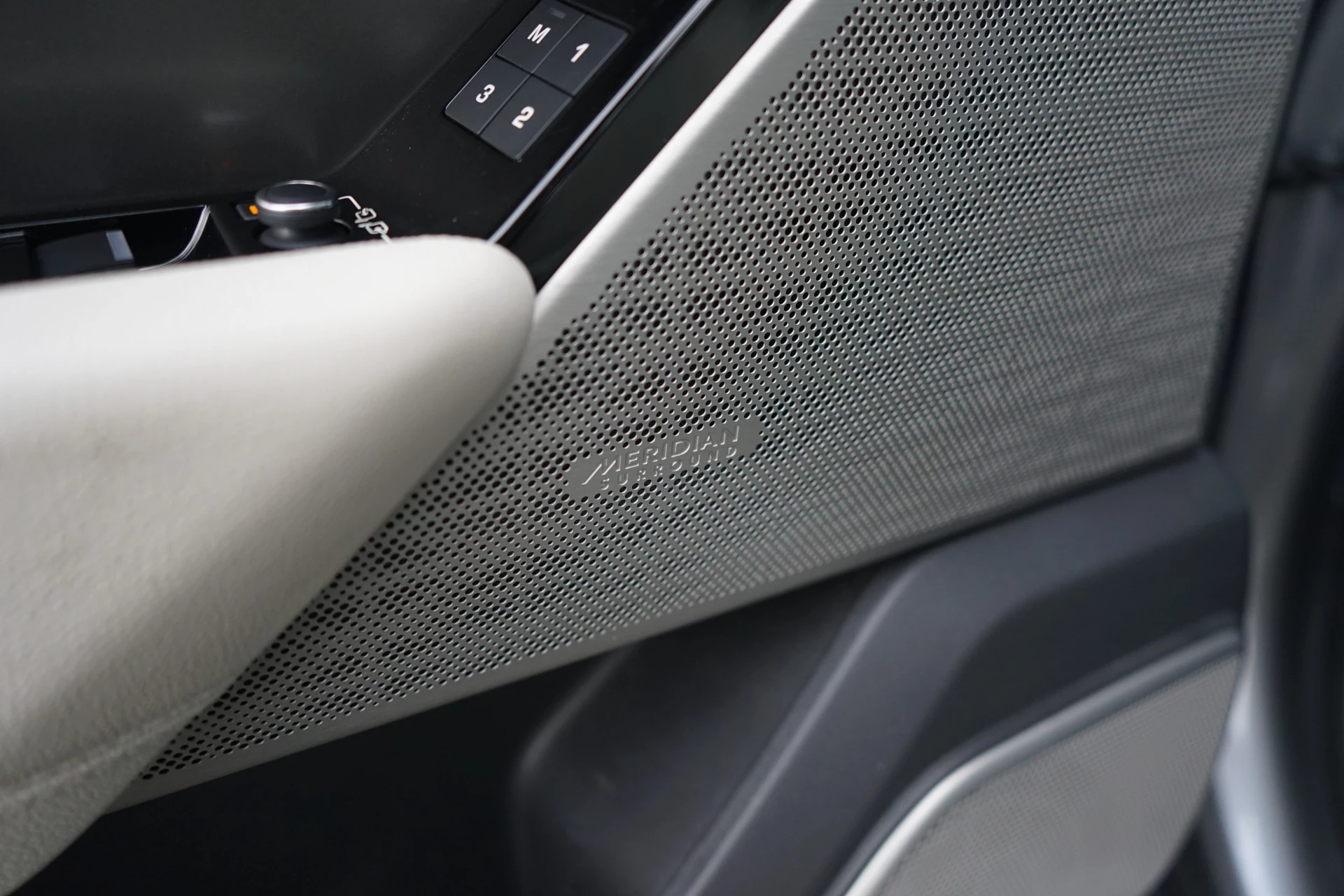 Hoofdafbeelding Land Rover Range Rover Velar