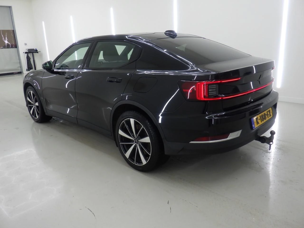 Hoofdafbeelding Polestar 2