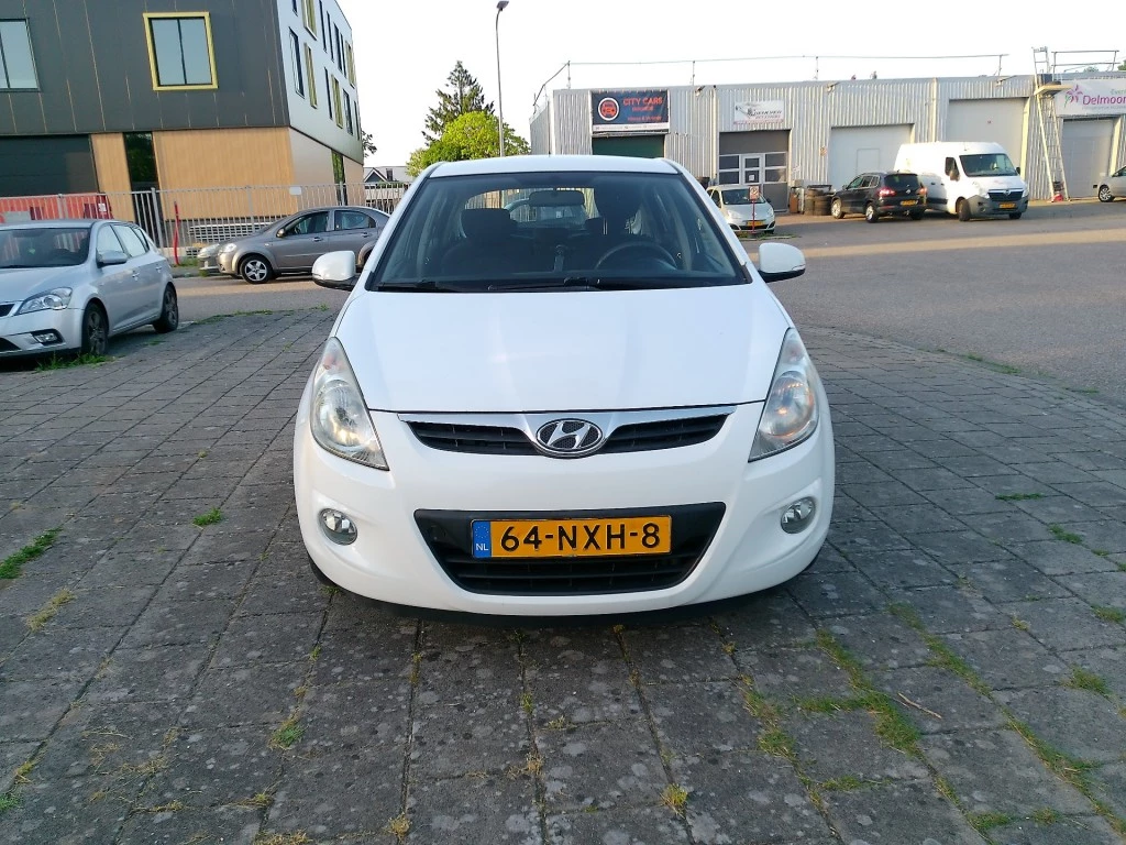 Hoofdafbeelding Hyundai i20