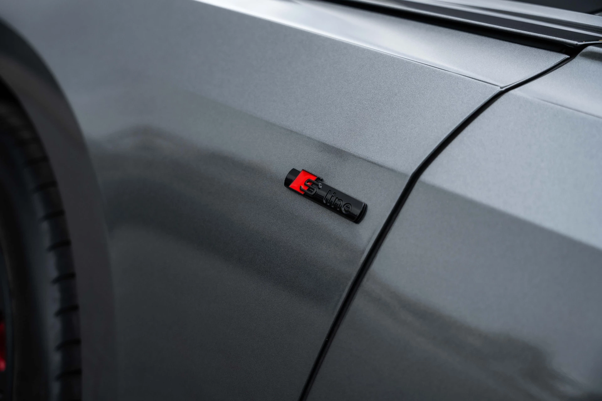 Hoofdafbeelding Audi A8