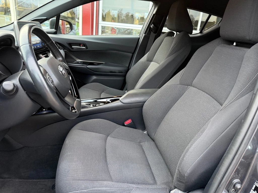 Hoofdafbeelding Toyota C-HR