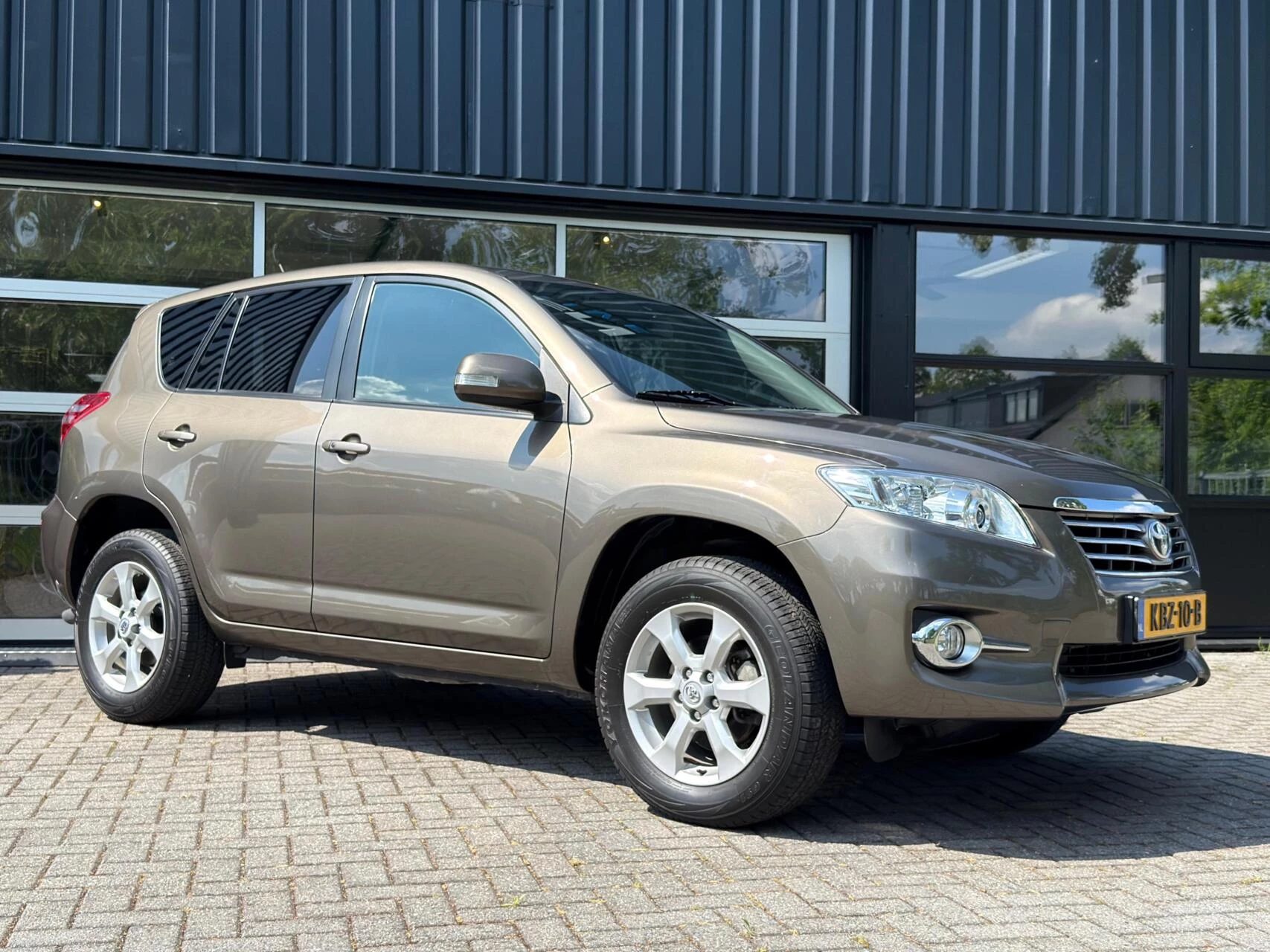 Hoofdafbeelding Toyota RAV4
