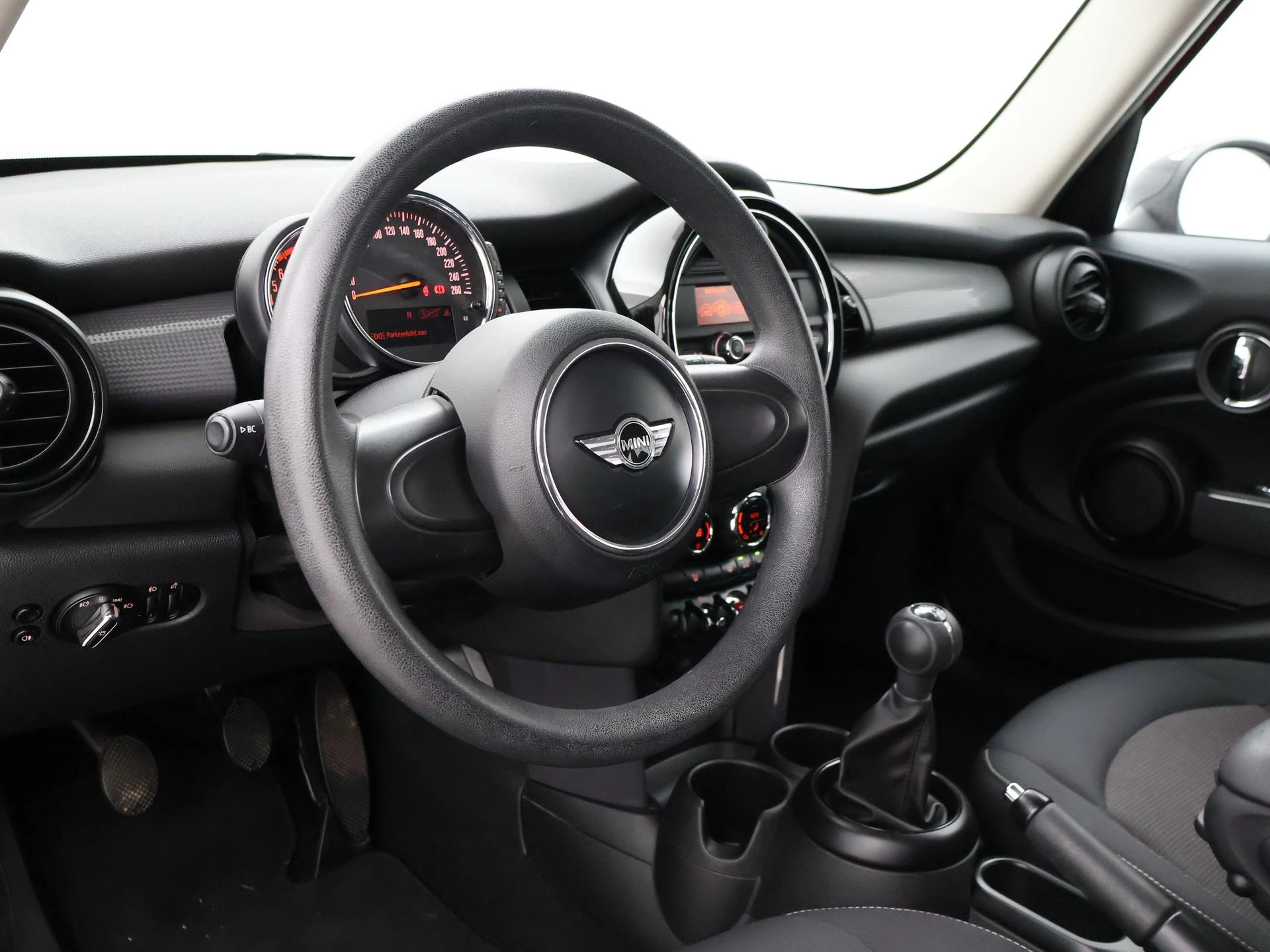 Hoofdafbeelding MINI 5-deurs