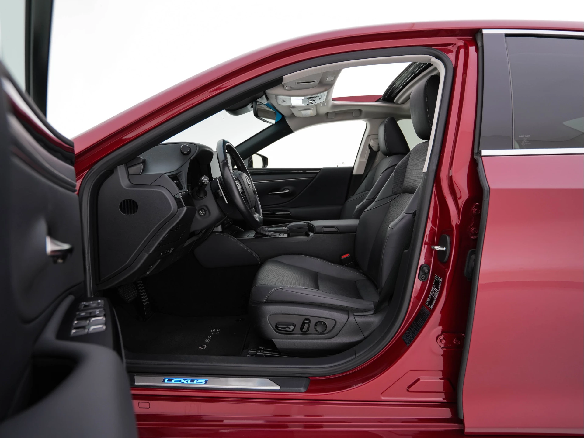 Hoofdafbeelding Lexus ES