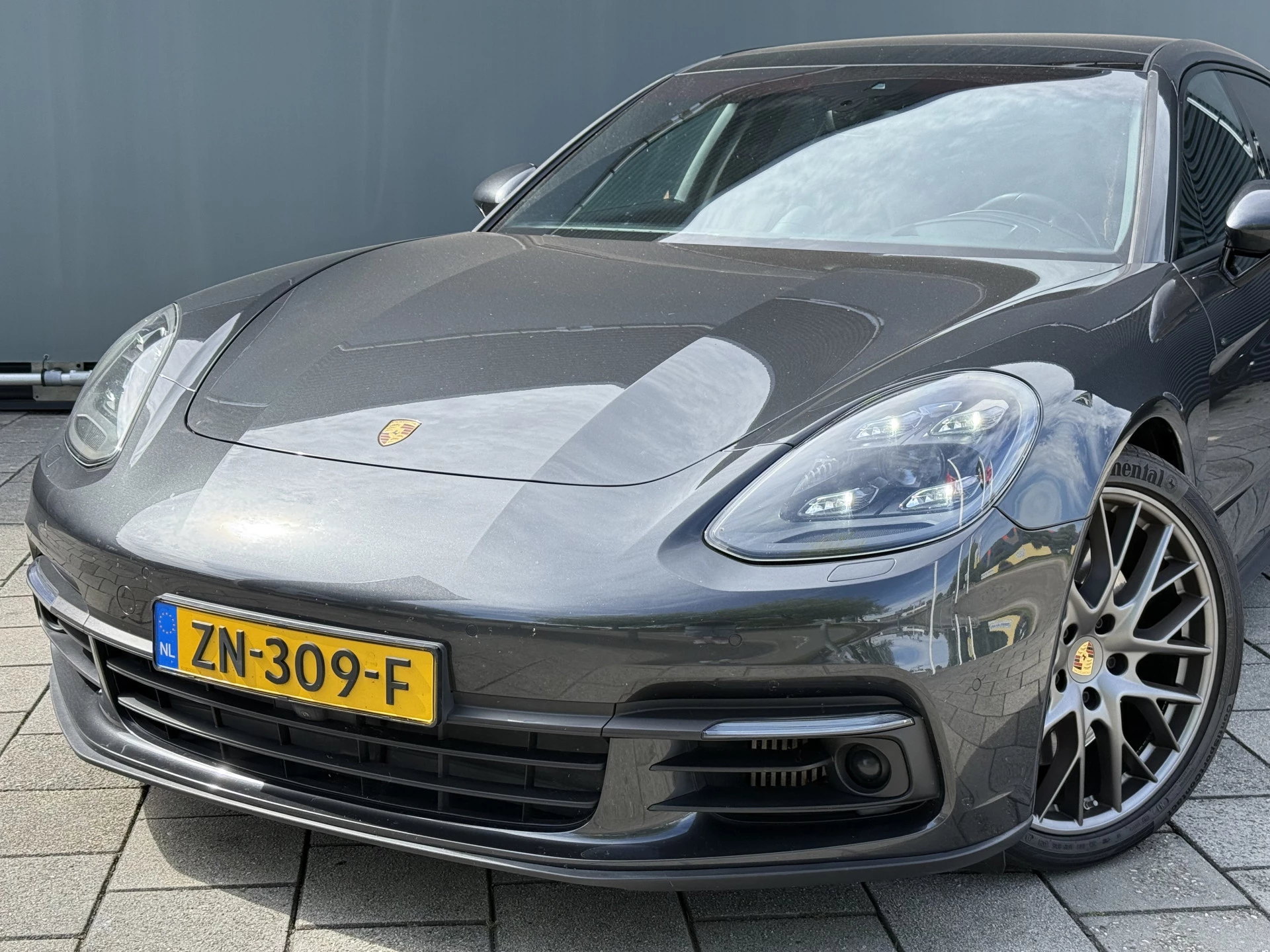 Hoofdafbeelding Porsche Panamera