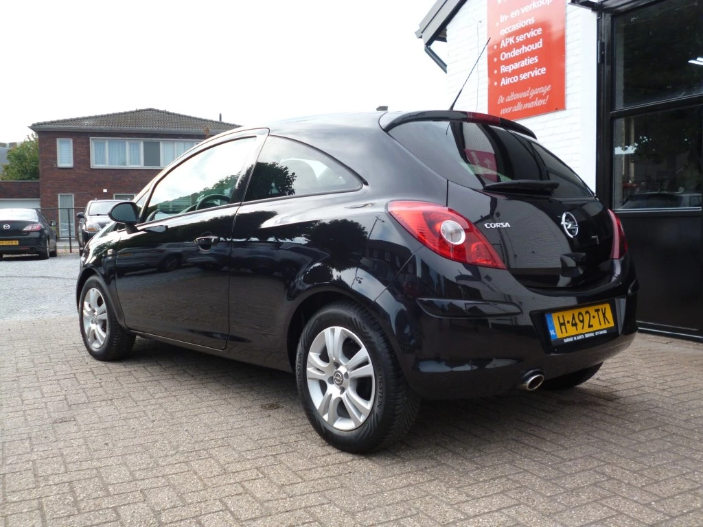 Hoofdafbeelding Opel Corsa