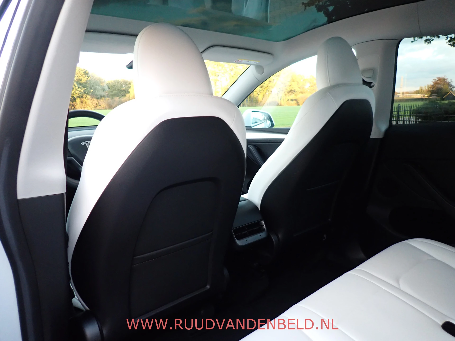 Hoofdafbeelding Tesla Model Y