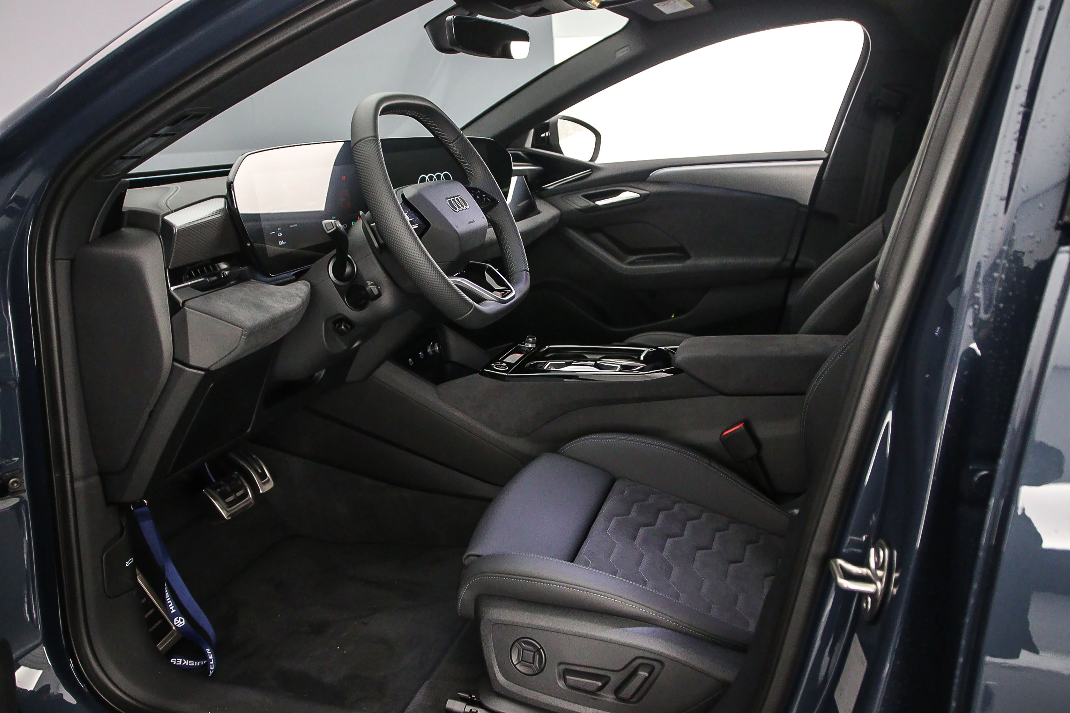 Hoofdafbeelding Audi A6 Avant e-tron