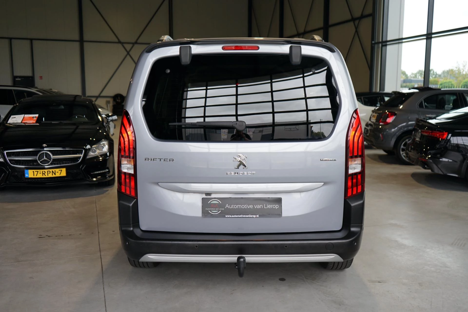 Hoofdafbeelding Peugeot Rifter