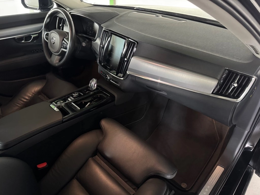 Hoofdafbeelding Volvo V90