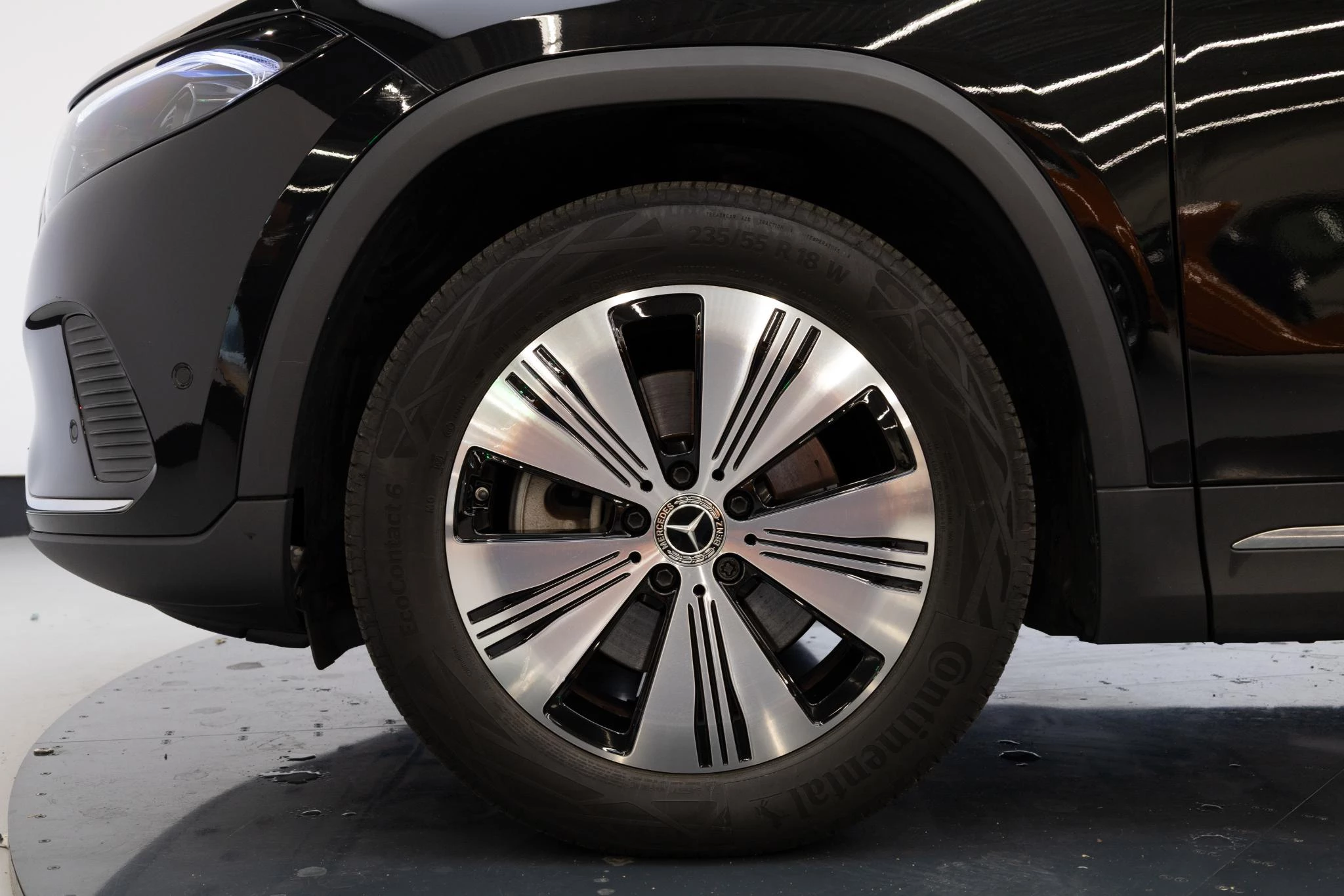 Hoofdafbeelding Mercedes-Benz EQA