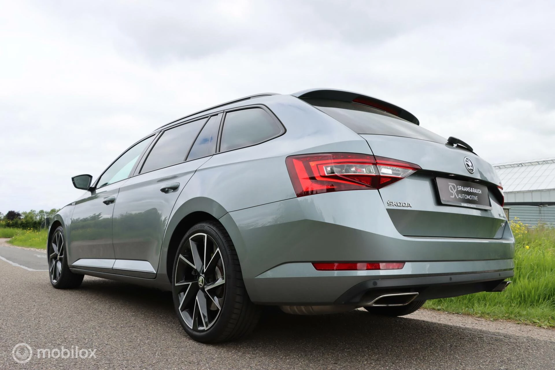 Hoofdafbeelding Škoda Superb