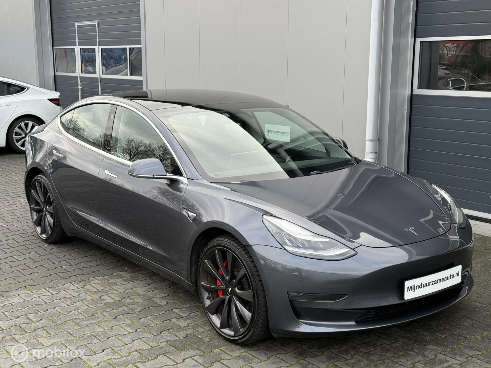 Hoofdafbeelding Tesla Model 3