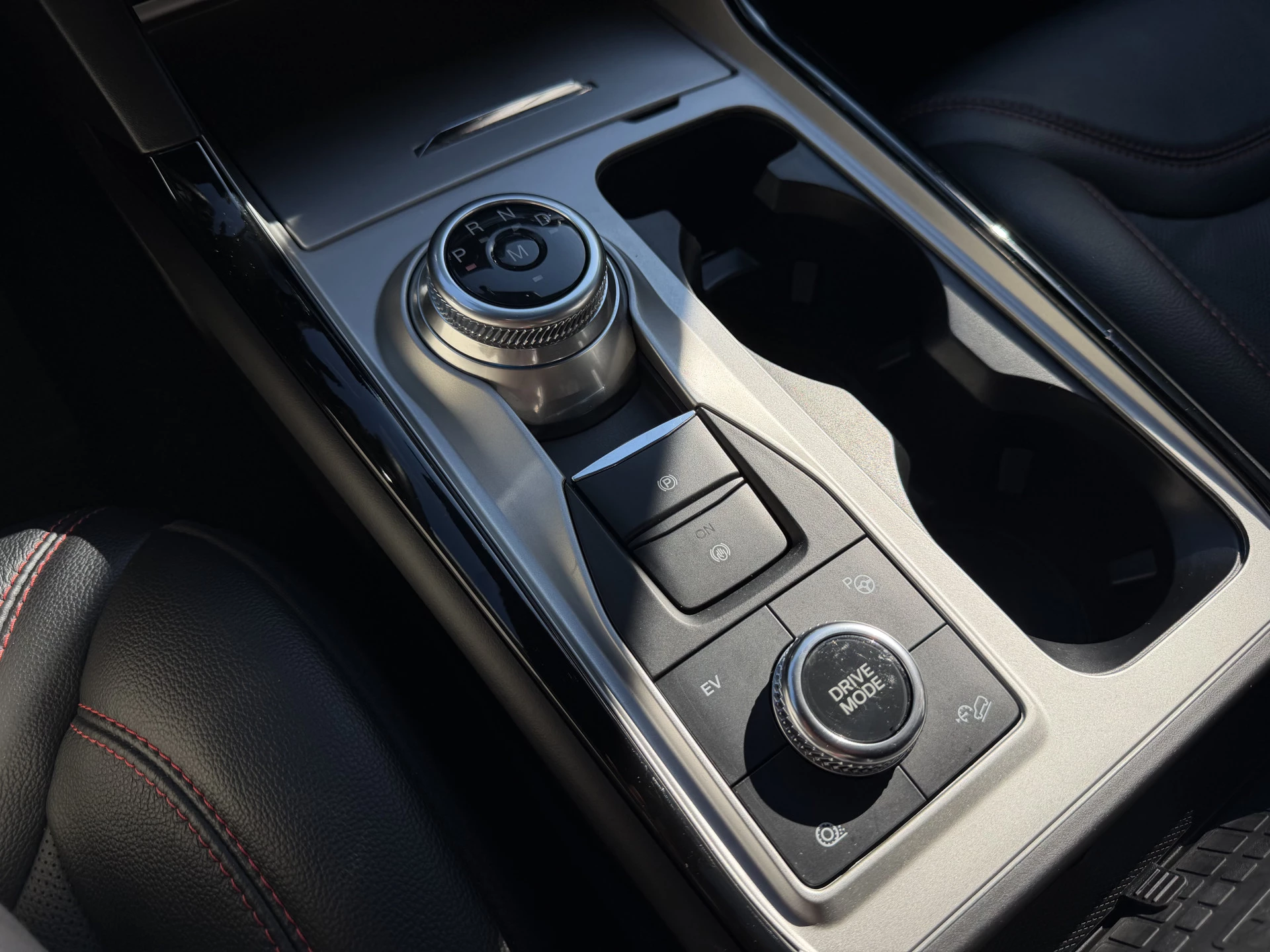 Hoofdafbeelding Ford Explorer