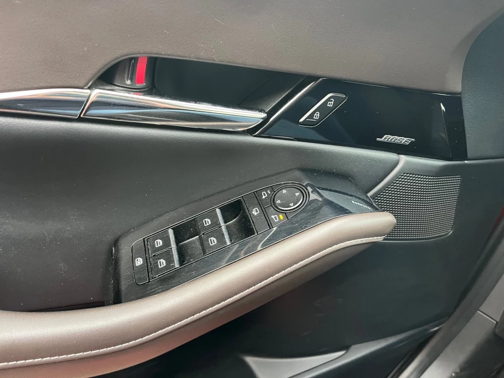 Hoofdafbeelding Mazda CX-30