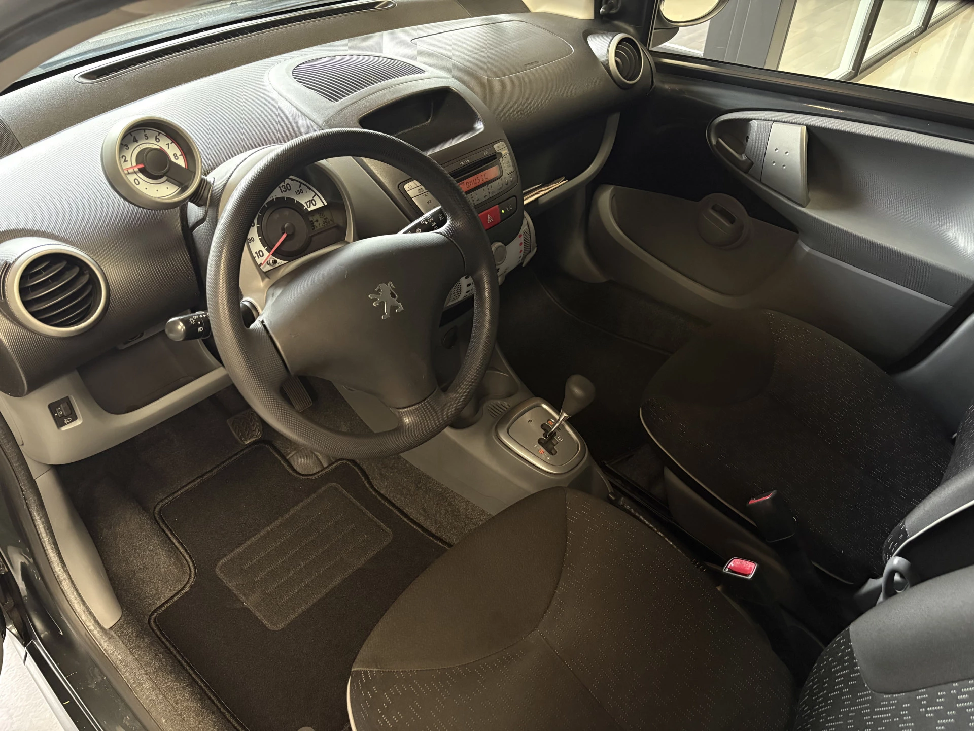Hoofdafbeelding Peugeot 107