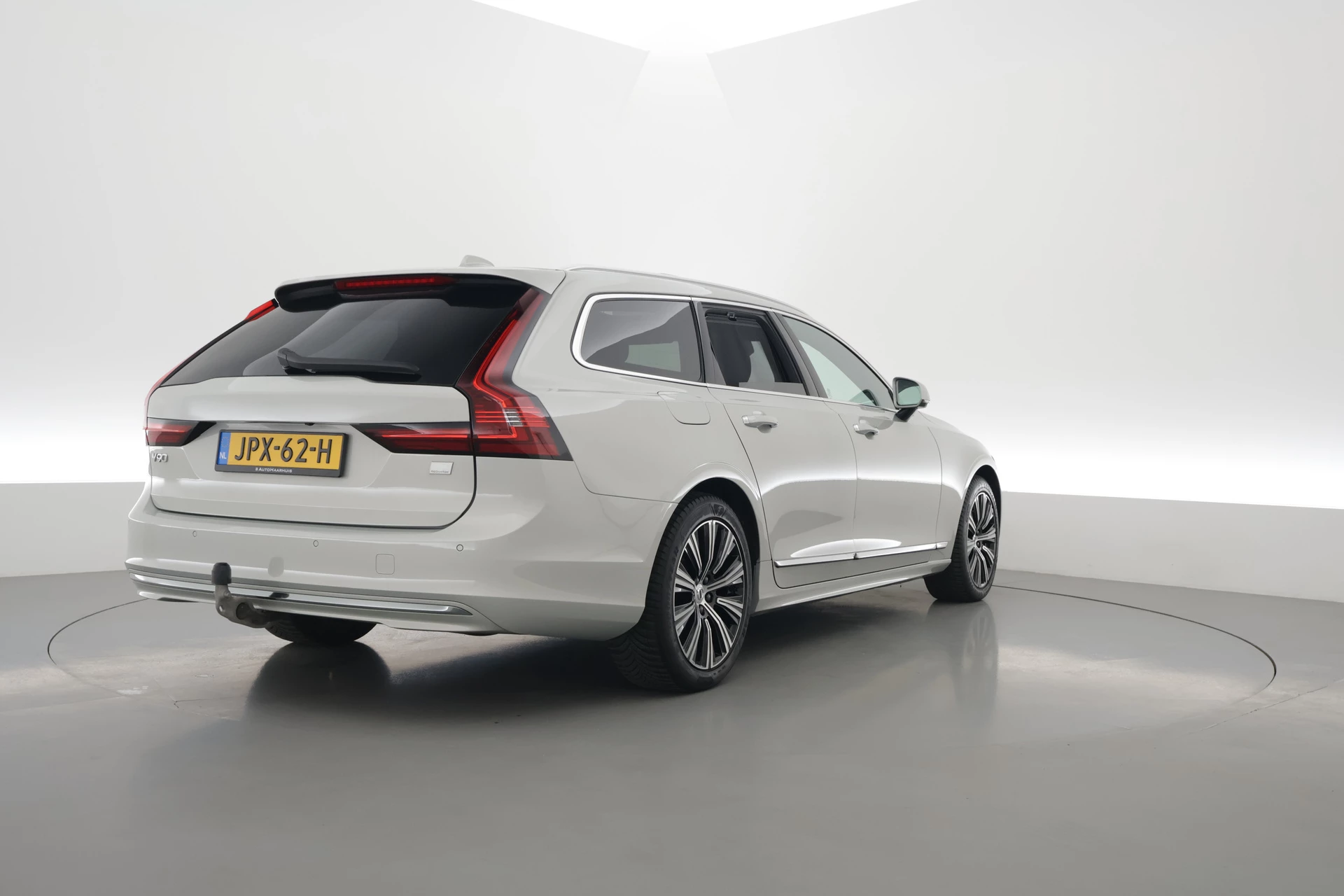 Hoofdafbeelding Volvo V90