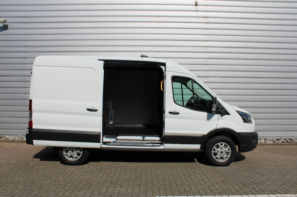 Hoofdafbeelding Ford E-Transit