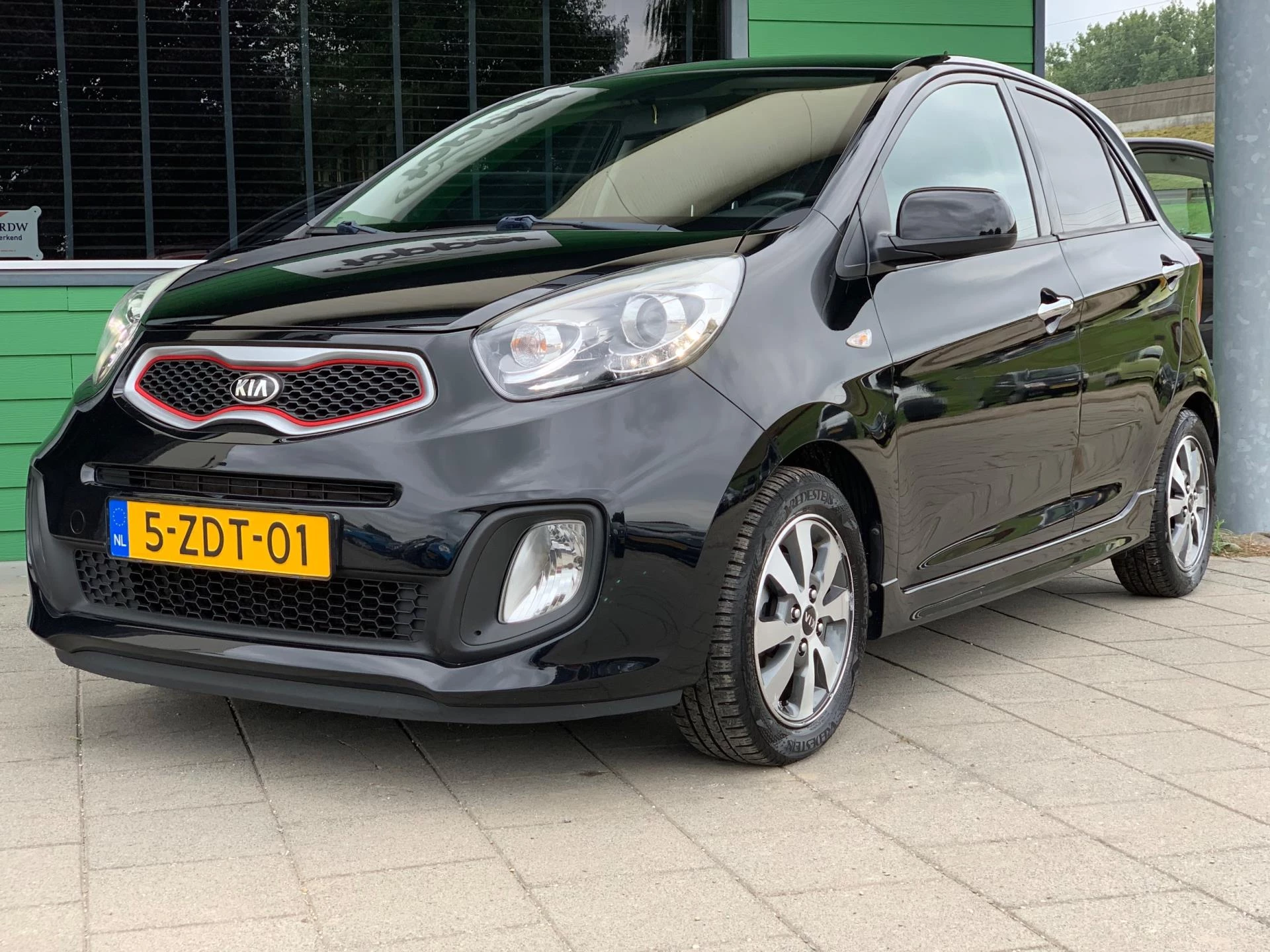 Hoofdafbeelding Kia Picanto