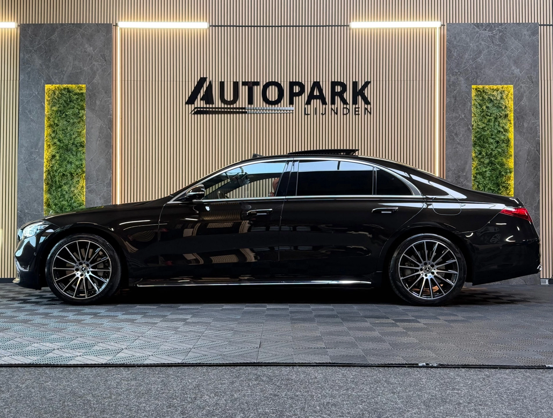 Hoofdafbeelding Mercedes-Benz S-Klasse