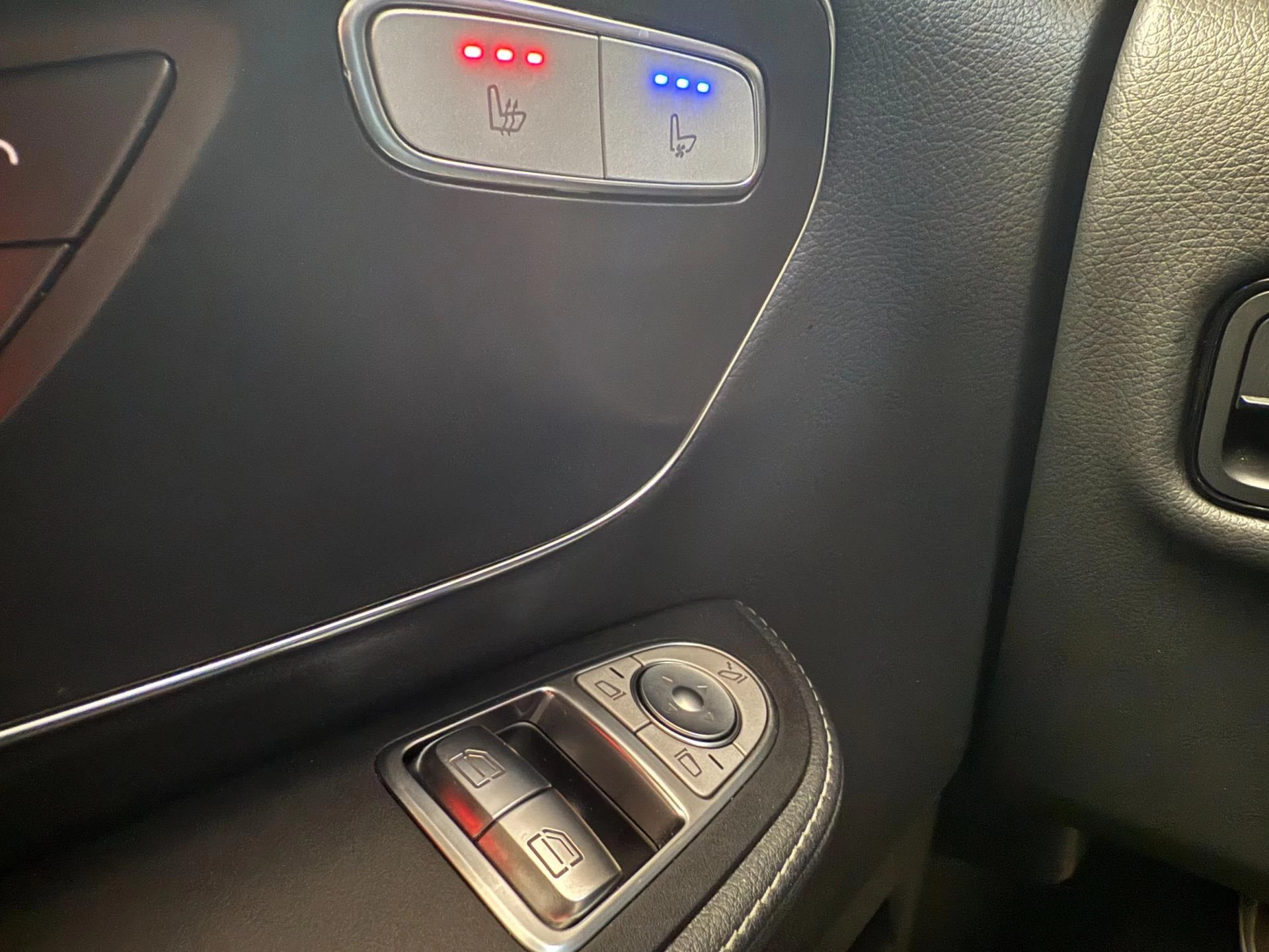 Hoofdafbeelding Mercedes-Benz EQV