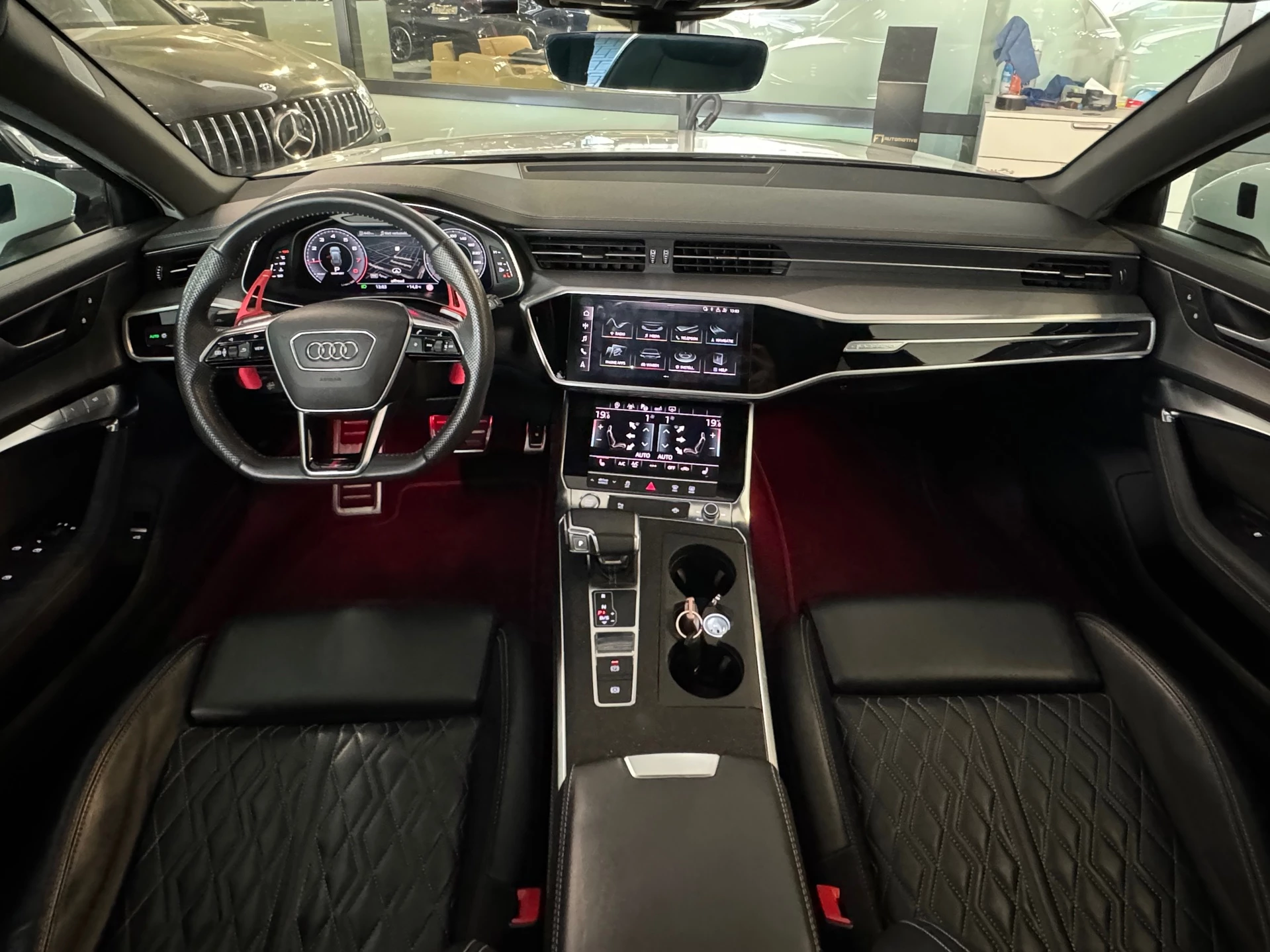 Hoofdafbeelding Audi A6